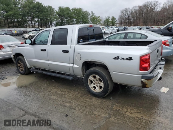 2007 Dodge Dakota SLT with VIN 1D7HW48K37S119907, listed as a Copart auction lot 84241844 with 205,967 mi miles and Clean Title. Bid and sale history available at carsss.com. Image 2.