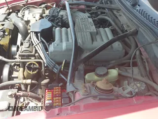 1994 Ford Mustang z VIN 1FALP45T6RF221542, wystawiony jako IAAI lot #42987892 z przebiegiem 125 740 mil mil oraz . Historia ofert i sprzedaży dostępna na DreamBid. Obrazek 12.