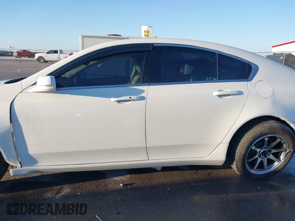 2013 Acura TL Tech with VIN 19UUA8F57DA000644, listed as a IAAI auction lot 41166316 with 111,788 mi miles. Bid and sale history available at carsss.com. Image 15.