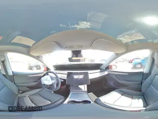 2024 Tesla Model Y Long Range z VIN 7SAYGDEE6RA261108, wystawiony jako Copart lot #55252805 z przebiegiem 16 932 mil mil oraz Szkoda całkowita • Salvage title. Historia ofert i sprzedaży dostępna na DreamBid. Obrazek 14.