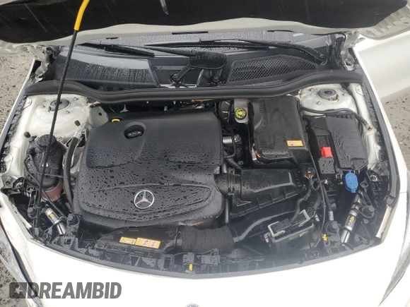 2015 Mercedes-Benz CLA 250 with VIN WDDSJ4EBXFN207018, listed as a Copart auction lot 48319024 with 29,786 mi miles and . Bid and sale history available at DreamBid. Image 11.