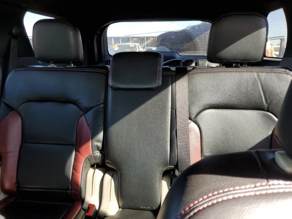 2018 Ford Explorer with VIN 1FM5K8B87JGA57138, listed as a Copart auction lot 77429954 with 181,034 mi miles and Salvage Title. Bid and sale history available at carsss.com. Image 10.