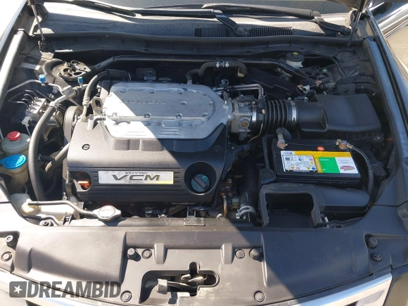 2009 Honda Accord EX-L with VIN 1HGCP36819A035288, listed as a IAAI auction lot 42217697 with 117,827 mi miles and . Bid and sale history available at DreamBid. Image 10.