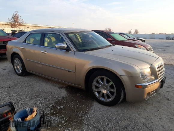 2009 Chrysler 300 with VIN 2C3KA63T59H564786, listed as a Copart auction lot 78141894 with 81,567 mi miles and Salvage Title. Bid and sale history available at carsss.com. Image 4.
