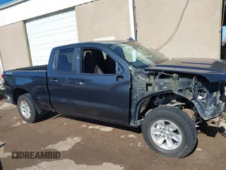 2020 Chevrolet Silverado 1500 LT with VIN 1GCRYDEDXLZ225299, listed as a IAAI auction lot 41374754 with 90,853 mi miles. Bid and sale history available at carsss.com. Image 14.