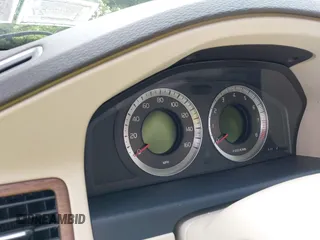 2009 Volvo S80 I6 с VIN YV1AS982991093658, выставлен на аукционе IAAI как лот 42434663 с пробегом 129 225 миль миль и . История ставок и продаж доступна на DreamBid. Изображение 7.