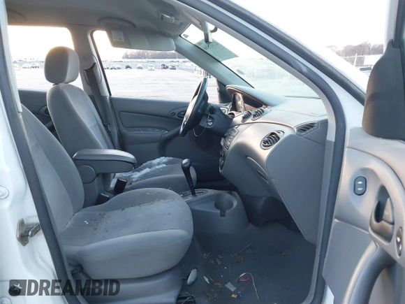 2001 Ford Focus SE with VIN 1FAFP36341W164123, listed as a IAAI auction lot 41143386 with 107,477 mi miles and . Bid and sale history available at carsss.com. Image 5.