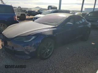 2023 Tesla Model S z VIN 5YJSA1E57PF498760, wystawiony jako Copart lot #88494905 z przebiegiem 39 521 mil mil oraz Szkoda całkowita • Salvage title. Historia ofert i sprzedaży dostępna na DreamBid. Obrazek 1.