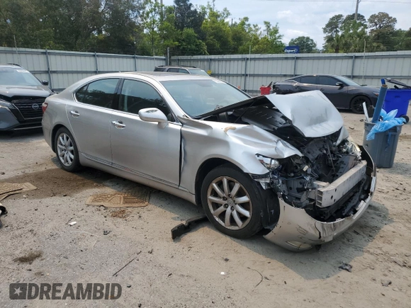 2008 Lexus LS 460 z VIN JTHBL46F985055496, wystawiony jako Copart lot #53060695 z przebiegiem 239 488 mil mil oraz Szkoda całkowita • Salvage title. Historia ofert i sprzedaży dostępna na DreamBid. Obrazek 4.