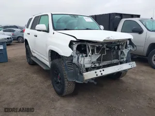 2010 Toyota 4Runner SR5 with VIN JTEZU5JR0A5003910, listed as a IAAI auction lot 41535576 with 169,148 mi miles. Bid and sale history available at carsss.com. Image 1.