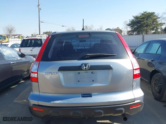 2008 Honda CR-V LX with VIN JHLRE38348C027790, listed as a IAAI auction lot 41651967 with 252,248 mi miles. Bid and sale history available at carsss.com. Image 17.