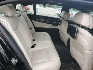2014 BMW 7 Series ALPINA B7 z VIN WBAYE8C57ED136259, wystawiony jako Copart lot #55968735 z przebiegiem 93 828 mil mil oraz Czysty tytuł • Clean title. Historia ofert i sprzedaży dostępna na DreamBid. Obrazek 10.