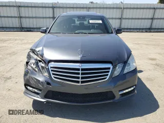 2012 Mercedes-Benz E 350 Luxury with VIN WDDHF5KB3CA596495, listed as a Copart auction lot 57890525 with 93,769 mi miles and Salvage title. Bid and sale history available at DreamBid. Image 5.