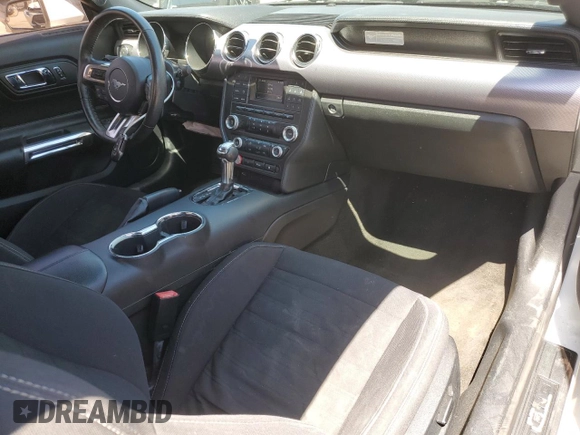 2016 Ford Mustang EcoBoost z VIN 1FA6P8TH3G5260840, wystawiony jako Copart lot #52876225 z przebiegiem 66 210 mil mil oraz Szkoda całkowita • Salvage title. Historia ofert i sprzedaży dostępna na DreamBid. Obrazek 8.