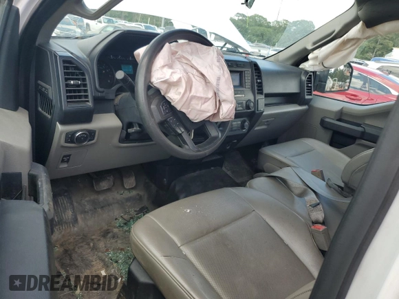 2020 Ford F-150 XL z VIN 1FTMF1EB6LKD12333, wystawiony jako Copart lot #56359485 z przebiegiem 124 979 mil mil oraz Szkoda całkowita • Salvage title. Historia ofert i sprzedaży dostępna na DreamBid. Obrazek 8.