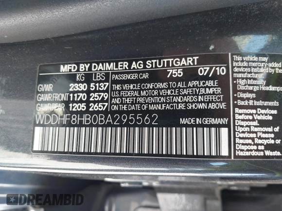 2011 Mercedes-Benz E-Class E 350 Luxury with VIN WDDHF8HB0BA295562, listed as a IAAI auction lot 42016866 with 336,768 mi miles. Bid and sale history available at carsss.com. Image 9.