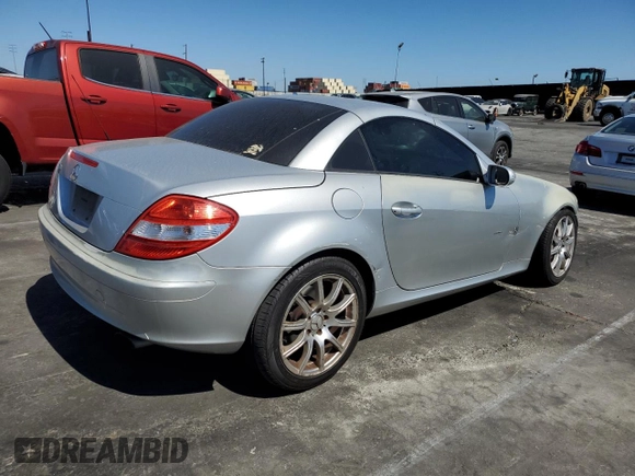 2005 Mercedes-Benz SLK 230/320 with VIN WDBWK56F85F040634, listed as a Copart auction lot 63417715 with 144,472 mi miles and Clean title. Bid and sale history available at DreamBid. Image 3.