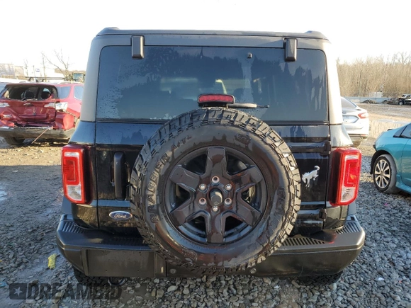 2024 Ford Bronco z VIN 1FMEE1BPXRLA33991, wystawiony jako Copart lot #42259825 z przebiegiem 24 969 mil mil oraz Szkoda całkowita • Salvage title. Historia ofert i sprzedaży dostępna na DreamBid. Obrazek 6.