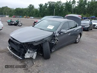 2019 Infiniti Q50 3.0t LUXE with VIN JN1EV7AR1KM559553, listed as a IAAI auction lot 40128019 with 62,272 mi miles. Bid and sale history available at carsss.com. Image 2.