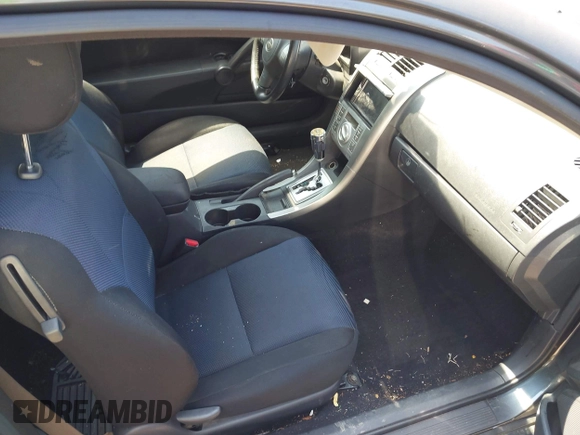 2006 Scion tC z VIN JTKDE177360118573, wystawiony jako IAAI lot #42143455 z przebiegiem 183 911 mil mil oraz . Historia ofert i sprzedaży dostępna na DreamBid. Obrazek 5.