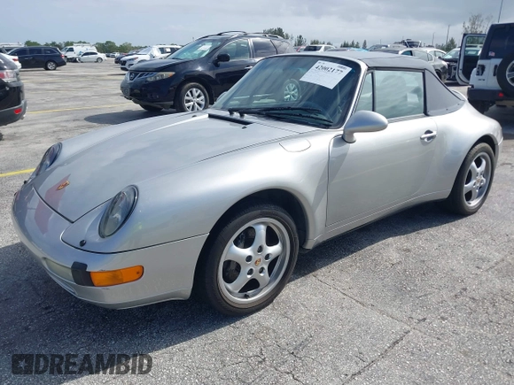 1998 Porsche 911 Carrera with VIN WP0CA2992WS340996, listed as a IAAI auction lot 42002177 with 47,222 mi miles. Bid and sale history available at carsss.com. Image 18.