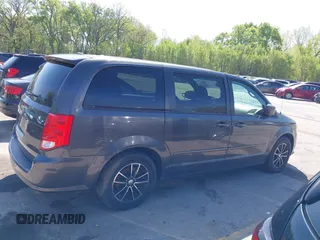 2016 Dodge Grand Caravan SE with VIN 2C4RDGBG9GR155175, listed as a IAAI auction lot 42086472 with 267,292 mi miles and . Bid and sale history available at DreamBid. Image 13.