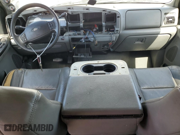 2005 Ford F-250 XL with VIN 1FTSW20P95EB35293, listed as a Copart auction lot 45791085 with 260,964 mi miles and Clean Title. Bid and sale history available at DreamBid. Image 8.