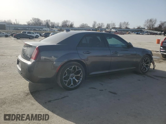 2016 Chrysler 300 S z VIN 2C3CCABG6GH167834, wystawiony jako Copart lot #48224735 z przebiegiem 93 777 mil mil oraz Szkoda całkowita • Salvage title. Historia ofert i sprzedaży dostępna na DreamBid. Obrazek 3.