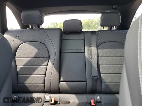 2020 Mercedes-Benz GLC 300 with VIN W1N0G8EB5LF803305, listed as a Copart auction lot 61945845 with 80,086 mi miles and Salvage title. Bid and sale history available at DreamBid. Image 10.