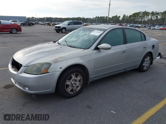2006 Nissan Altima 2.5 S with VIN 1N4AL11D36C217672, listed as a IAAI auction lot 41749484 with 185,010 mi miles. Bid and sale history available at carsss.com. Image 2.