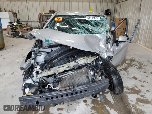 2015 Nissan Note S with VIN 3N1CE2CP9FL391697, listed as a Copart auction lot 61135525 with Not provided miles and Salvage title. Bid and sale history available at DreamBid. Image 5.
