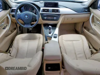 2014 BMW 3 Series 320i z VIN WBA3B1C57EP679989, wystawiony jako Copart lot #56383665 z przebiegiem 125 617 mil mil oraz Szkoda całkowita • Salvage title. Historia ofert i sprzedaży dostępna na DreamBid. Obrazek 8.