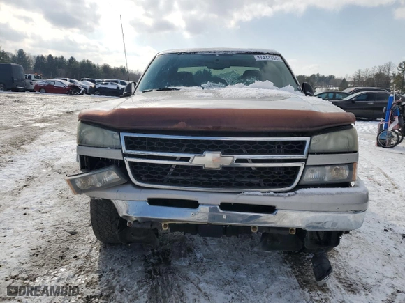 2006 Chevrolet Silverado 1500 LT1 with VIN 1GCEK19B56Z146182, listed as a Copart auction lot 87433354 with 145,843 mi miles and Salvage Title. Bid and sale history available at carsss.com. Image 5.