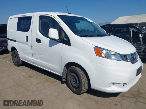 2020 Nissan NV200 S z VIN 3N6CM0KN0LK709242, wystawiony jako IAAI lot #41675882 z przebiegiem 90 395 mil mil oraz . Historia ofert i sprzedaży dostępna na DreamBid. Obrazek 1.