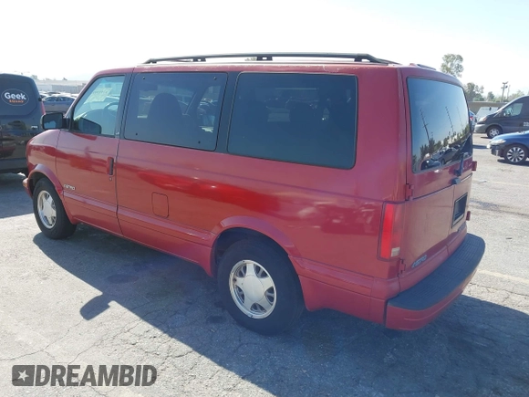 1998 Chevrolet Astro with VIN 1GNDM19W5WB131741, listed as a IAAI auction lot 41993985 with 87,362 mi miles. Bid and sale history available at carsss.com. Image 3.