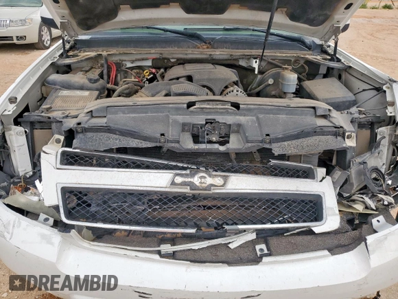 2008 Chevrolet Suburban 2LT with VIN 3GNFC16098G119713, listed as a Copart auction lot 62427785 with 278,656 mi miles and Clean title. Bid and sale history available at DreamBid. Image 12.