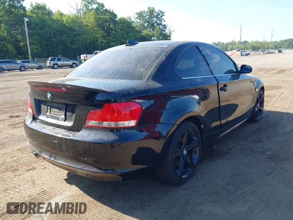 2009 BMW 1 Series 128i with VIN WBAUP93589VF48725, listed as a IAAI auction lot 42656242 with 129,218 mi miles and . Bid and sale history available at DreamBid. Image 4.