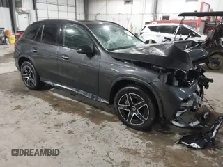2024 Mercedes-Benz GLC 300 z VIN W1NKM4HB6RF139420, wystawiony jako IAAI lot #41568029 z przebiegiem 6 153 mil mil oraz . Historia ofert i sprzedaży dostępna na DreamBid. Obrazek 1.