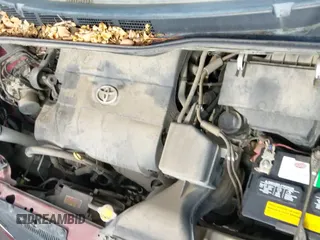 2013 Toyota Sienna LE AAS z VIN 5TDKK3DC7DS363469, wystawiony jako IAAI lot #43087882 z przebiegiem 161 514 mil mil oraz . Historia ofert i sprzedaży dostępna na DreamBid. Obrazek 19.