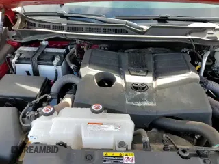 2022 Toyota Tundra SR5 with VIN 5TFLA5DA9NX038383, listed as a Copart auction lot 48782635 with 31,597 mi miles and Salvage title. Bid and sale history available at DreamBid. Image 13.