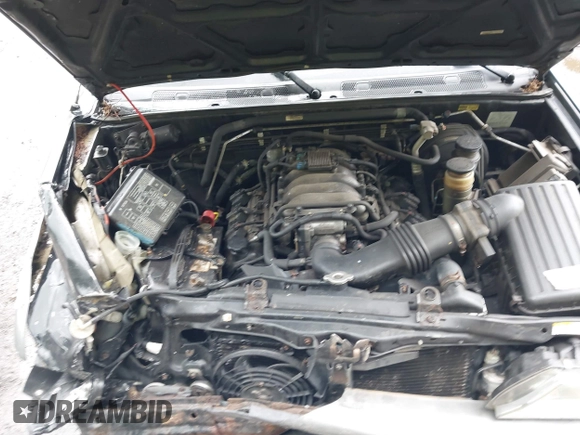 2003 Isuzu Rodeo with VIN 4S2DM58W234312253, listed as a IAAI auction lot 42319453 with 187,939 mi miles and . Bid and sale history available at DreamBid. Image 10.