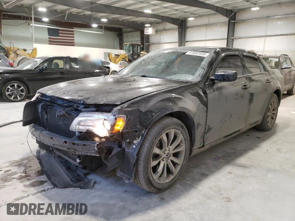 2014 Chrysler 300 with VIN 2C3CCAGG4EH352616, listed as a Copart auction lot 41852545 with 120,667 mi miles and Clean Title. Bid and sale history available at carsss.com. Image 1.