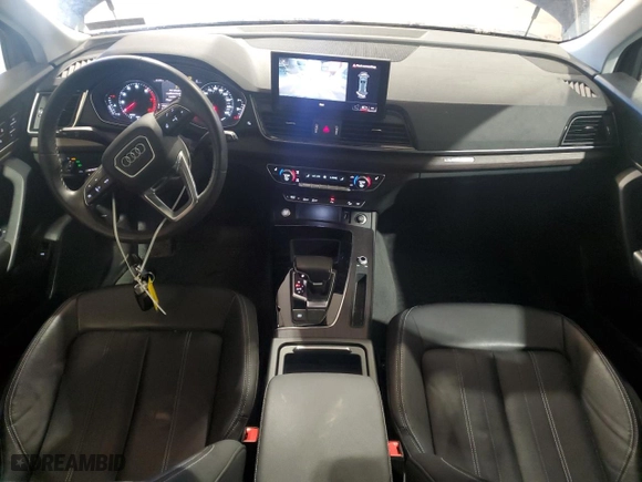 2022 Audi Q5 S line Premium with VIN WA1GAAFY1N2061085, listed as a Copart auction lot 48225535 with 44,663 mi miles and Salvage Title. Bid and sale history available at carsss.com. Image 8.