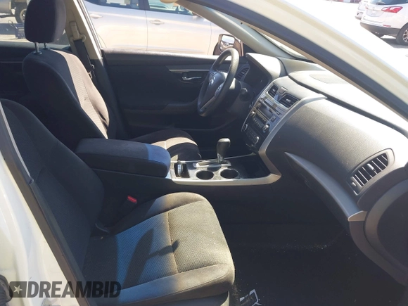 2014 Nissan Altima 2.5 S with VIN 1N4AL3AP6EN365081, listed as a IAAI auction lot 41770478 with 188,852 mi miles. Bid and sale history available at carsss.com. Image 5.