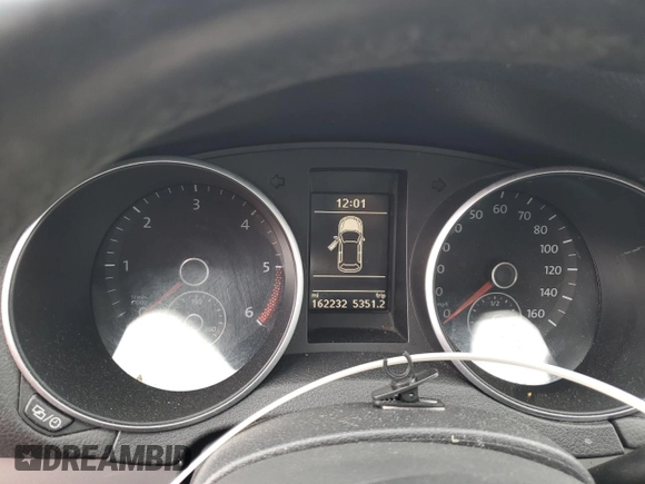 2013 Volkswagen Golf TDI w/Sunroof & Nav z VIN WVWNM7AJ2DW130973, wystawiony jako Copart lot #42105645 z przebiegiem 162 232 mil mil oraz Szkoda całkowita • Salvage title. Historia ofert i sprzedaży dostępna na DreamBid. Obrazek 9.