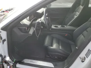 2021 Porsche Taycan 4S z VIN WP0AB2Y14MSA42272, wystawiony jako Copart lot #38038033 z przebiegiem 8 041 mil mil oraz . Historia ofert i sprzedaży dostępna na DreamBid. Obrazek 7.