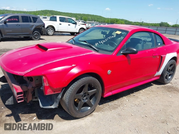 2004 Ford Mustang GT Deluxe z VIN 1FAFP42XX4F210024, wystawiony jako IAAI lot #42119586 z przebiegiem 176 164 mil mil oraz . Historia ofert i sprzedaży dostępna na DreamBid. Obrazek 13.