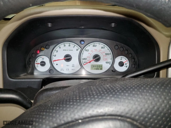 2004 Ford Escape XLT with VIN 1FMCU931X4KB23871, listed as a Copart auction lot 48304065 with 148,618 mi miles and Salvage Title. Bid and sale history available at carsss.com. Image 9.