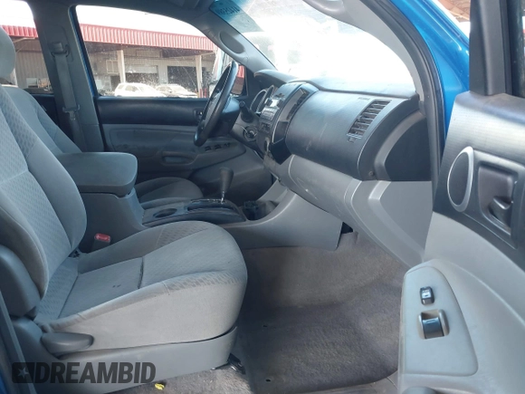2009 Toyota Tacoma PreRunner with VIN 3TMJU62N69M072481, listed as a IAAI auction lot 41425389 with 212,723 mi miles. Bid and sale history available at carsss.com. Image 5.