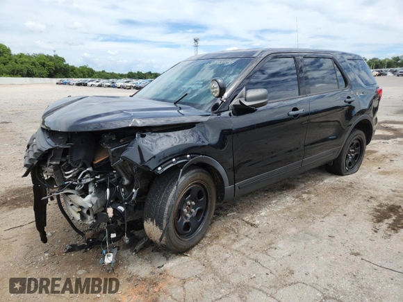 2017 Ford Police Interceptor Utility с VIN 1FM5K8AR6HGA63727, выставлен на аукционе Copart как лот 63182595 с пробегом 114 428 миль миль и Списание • Salvage title. История ставок и продаж доступна на DreamBid. Изображение 1.